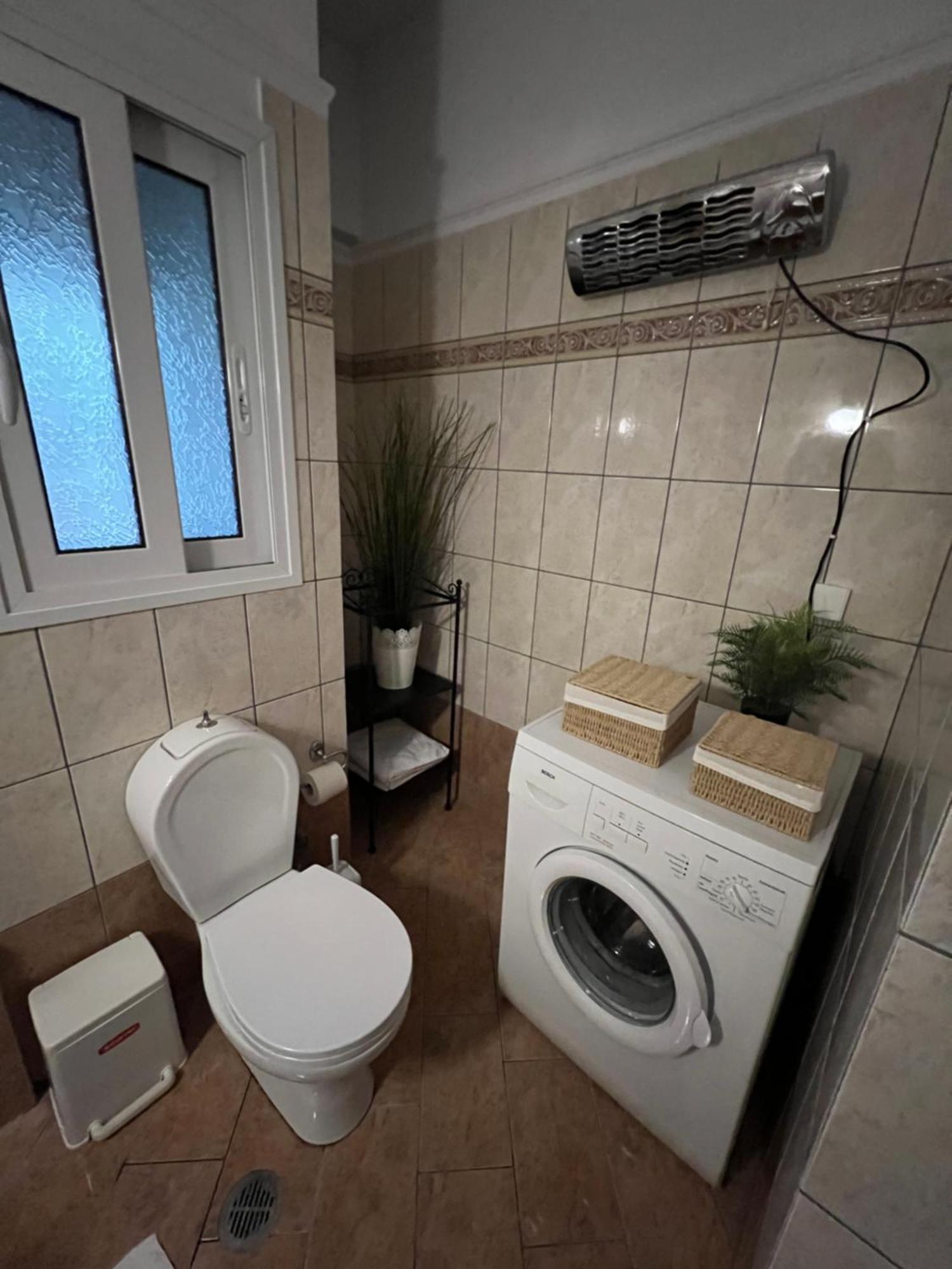 Niki Apartment 80 M2 In Gribovo Nafpaktos Luaran gambar